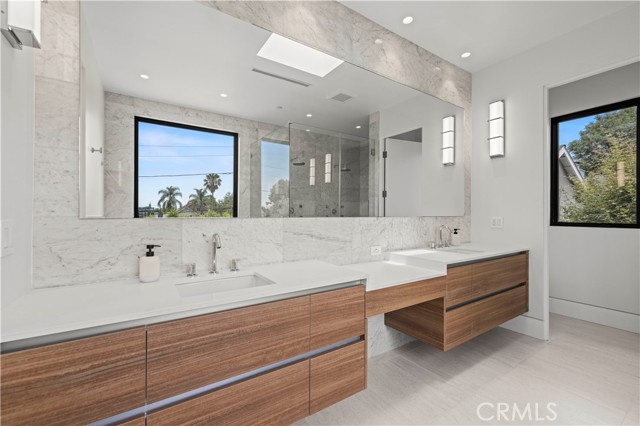 Detail Gallery Image 62 of 75 For 4532 Katherine, Sherman Oaks,  CA 91423 - 6 Beds | 6/1 Baths