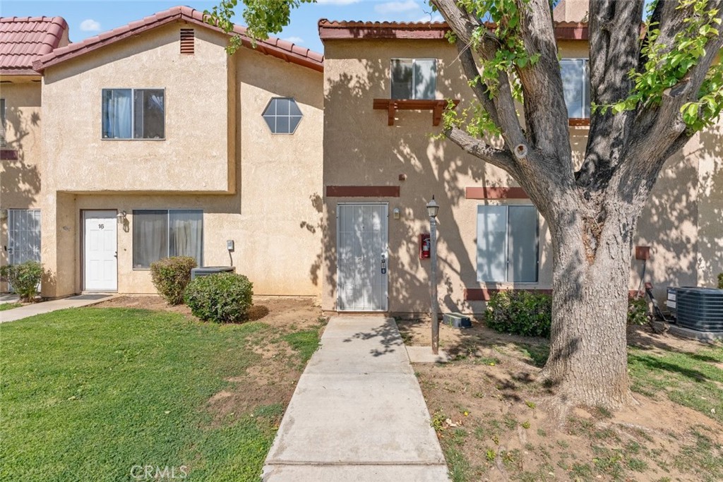 1750 E Avenue Q14 #17
