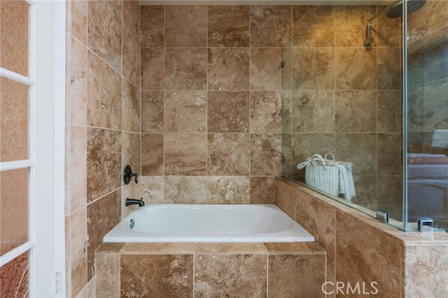 2103 Belmont Lane, Redondo Beach CA: https://media.crmls.org/medias/93e5980e-5980-4f6c-b0d3-f9bdaf105491.jpg