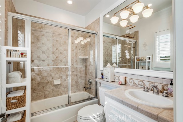 595 35th Street, Manhattan Beach, California 90266, 6 Bedrooms Bedrooms, ,4 BathroomsBathrooms,Residential,Sold,35th,SB22117644