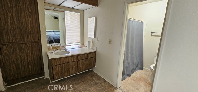 Detail Gallery Image 8 of 14 For 936 Fairway #23,  Colton,  CA 92324 - 1 Beds | 1 Baths
