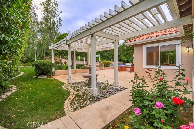 369 Ashbury Lane, Upland CA: https://media.crmls.org/medias/93e6c4c8-107d-40e1-a18b-146149a7cf16.jpg