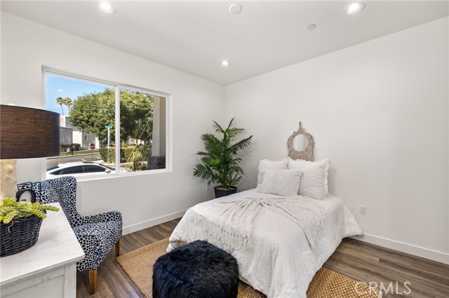 Detail Gallery Image 13 of 17 For 1758 Manuel Ave, Torrance,  CA 90501 - 2 Beds | 2/1 Baths