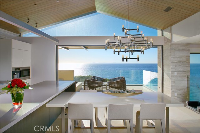Detail Gallery Image 7 of 27 For 58 N La Senda Dr, Laguna Beach,  CA 92651 - 5 Beds | 5/1 Baths