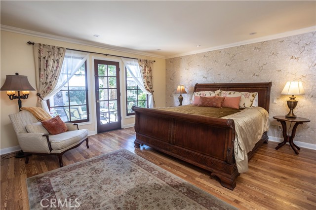920 Coronado Drive, Glendale CA: https://media.crmls.org/medias/93e7c32c-874f-4c76-ba25-7d0a68f6efd7.jpg