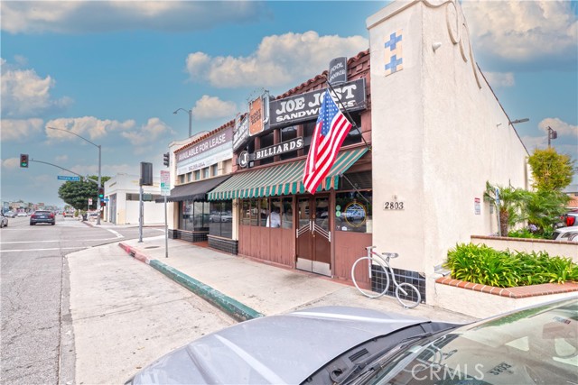 Joe Jost's Bar and Pub