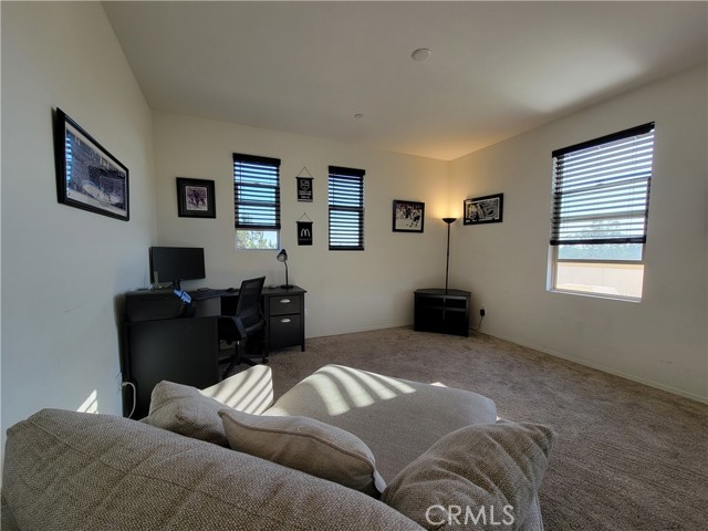 Detail Gallery Image 19 of 32 For 13130 Park Pl #101,  Hawthorne,  CA 90250 - 3 Beds | 3 Baths