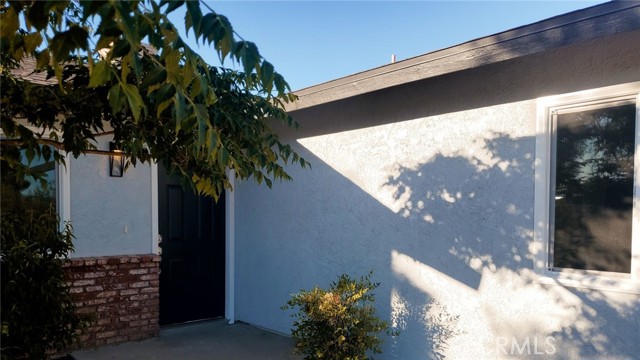 Detail Gallery Image 4 of 24 For 58922 Sunway Dr, Yucca Valley,  CA 92284 - 3 Beds | 2 Baths