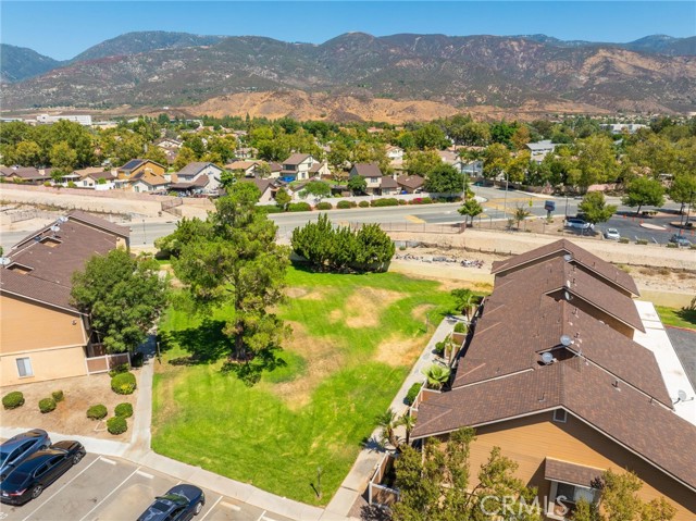 1460 Kendall Drive, San Bernardino CA: https://media.crmls.org/medias/93ea0ef8-487d-49c3-ab56-197bac8e2b72.jpg