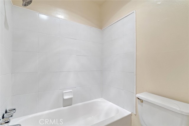 Detail Gallery Image 6 of 12 For 550 W Regent St #134,  Inglewood,  CA 90301 - 1 Beds | 1 Baths