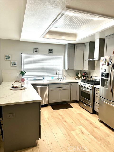 25482 Coral Wood Street, Lake Forest CA: https://media.crmls.org/medias/93eb1ef8-db8c-413d-b807-c707b8277b2d.jpg