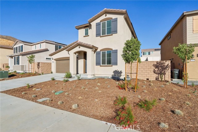 Detail Gallery Image 2 of 38 For 19536 Hanging Rock Rd, Lake Elsinore,  CA 92532 - 4 Beds | 3 Baths