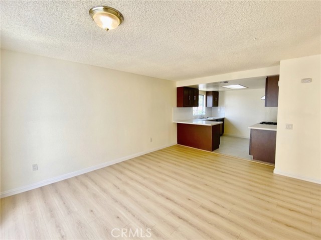 Detail Gallery Image 7 of 21 For 145 S California St #E,  San Gabriel,  CA 91776 - 2 Beds | 2 Baths