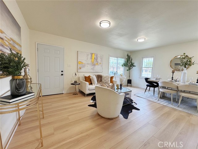 Detail Gallery Image 4 of 5 For 1232 E 84th Pl, Los Angeles,  CA 90001 - 3 Beds | 2 Baths