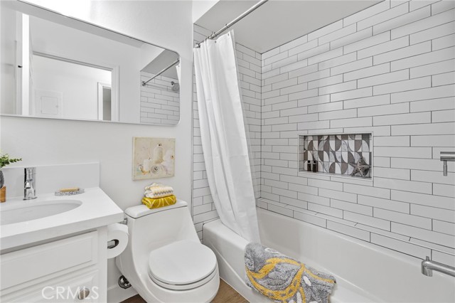 1917 Nelson Avenue, Redondo Beach, California 90278, 3 Bedrooms Bedrooms, ,1 BathroomBathrooms,Residential,Sold,Nelson Avenue,SB23059109