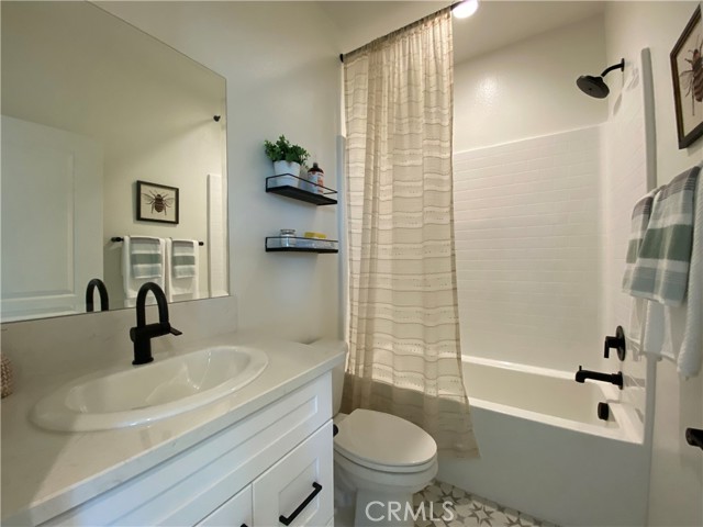 Detail Gallery Image 13 of 13 For 527 W Sierra Palm Ln, Anaheim,  CA 92810 - 3 Beds | 2/1 Baths
