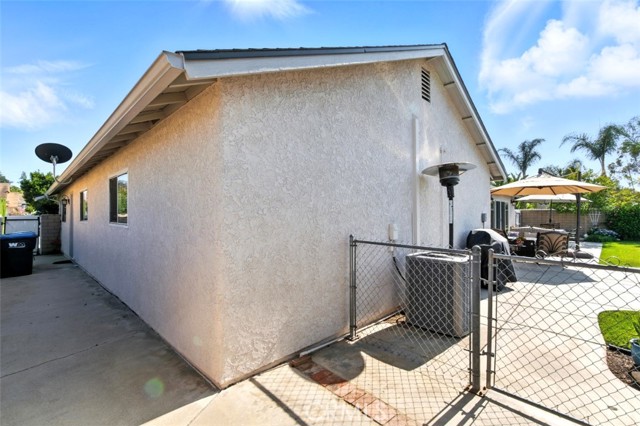 3526 Alder Place, Chino Hills CA: https://media.crmls.org/medias/93ee3cbd-64cc-446d-8652-dbf7e9d23d22.jpg