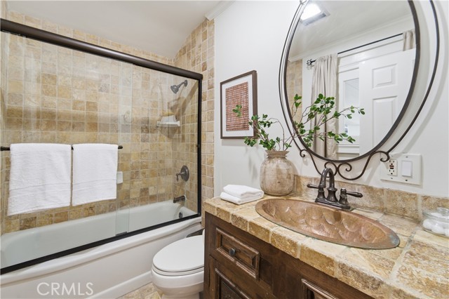 Detail Gallery Image 19 of 35 For 5232 Woodman Ave, Sherman Oaks,  CA 91401 - 3 Beds | 2 Baths