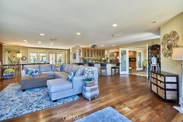 410 Blumont Street, Laguna Beach CA: https://media.crmls.org/medias/93f0469b-b776-484c-9566-074afa7c8679.jpg
