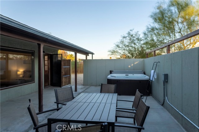72939 Homestead Drive, 29 Palms CA: https://media.crmls.org/medias/93f0e503-b892-41bf-891a-6ce379ae2db7.jpg