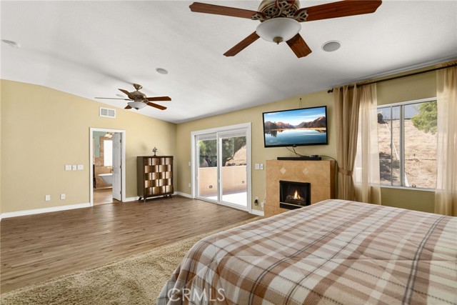 Detail Gallery Image 20 of 33 For 1098 Fernleaf Ln, Corona,  CA 92881 - 3 Beds | 2/1 Baths