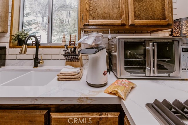 42975 Falls, Big Bear Lake, CA 92315