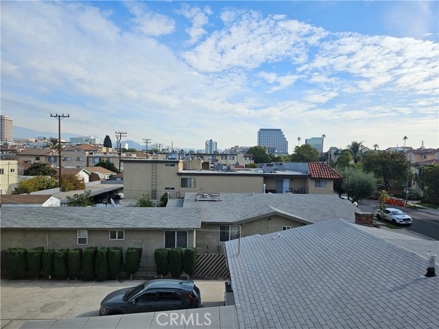 Detail Gallery Image 3 of 14 For 451 W Wilson #6,  Glendale,  CA 91203 - 2 Beds | 1 Baths