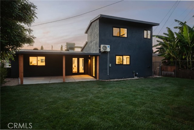 Detail Gallery Image 32 of 32 For 20110 Flallon, Lakewood,  CA 90715 - 4 Beds | 2 Baths