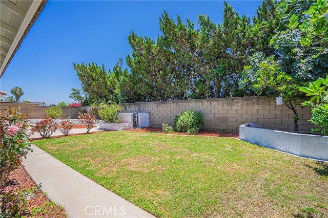 812 San Juan Lane, Placentia CA: https://media.crmls.org/medias/93f3bc18-c999-4c45-84e6-09eab50ae39c.jpg