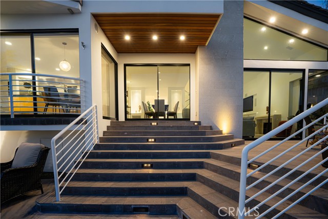 Detail Gallery Image 19 of 22 For 715 Bayside Dr, Newport Beach,  CA 92660 - 4 Beds | 3/1 Baths