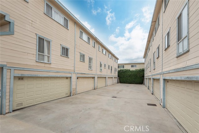 Detail Gallery Image 21 of 23 For 9901 Independence Ave #D,  Chatsworth,  CA 91311 - 2 Beds | 2 Baths