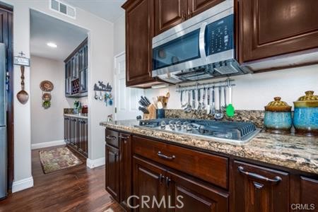 Detail Gallery Image 11 of 45 For 5 Ponte Brava, Lake Elsinore,  CA 92532 - 4 Beds | 3 Baths