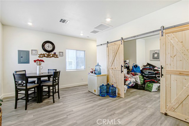 Detail Gallery Image 14 of 20 For 723 Anthirium, Perris,  CA 92571 - 5 Beds | 4 Baths