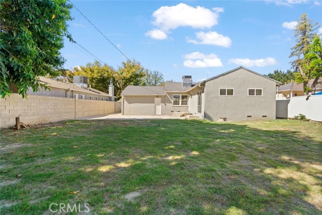 8944 Darby Avenue photo 25