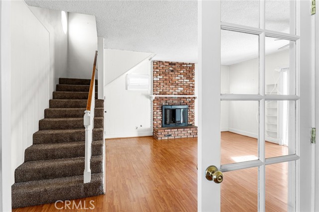 1045 Cathedral Way, Pomona CA: https://media.crmls.org/medias/93f77b3a-a362-4550-92ea-e8d667ee2508.jpg