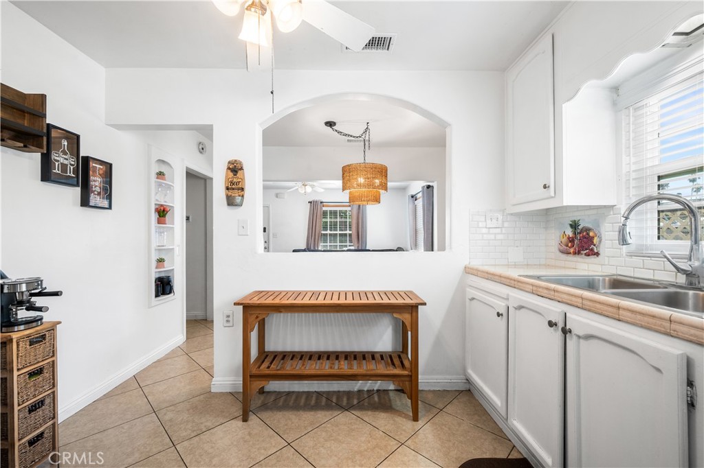 93f856cd 54a0 4c85 B4bd 6d50625e5590