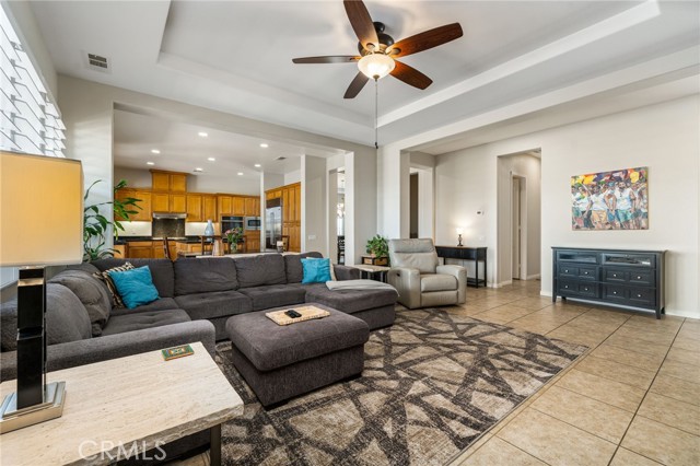 73810 Cezanne Drive, Palm Desert CA: https://media.crmls.org/medias/93f8df97-4f37-433a-bc59-038420bdb6d4.jpg