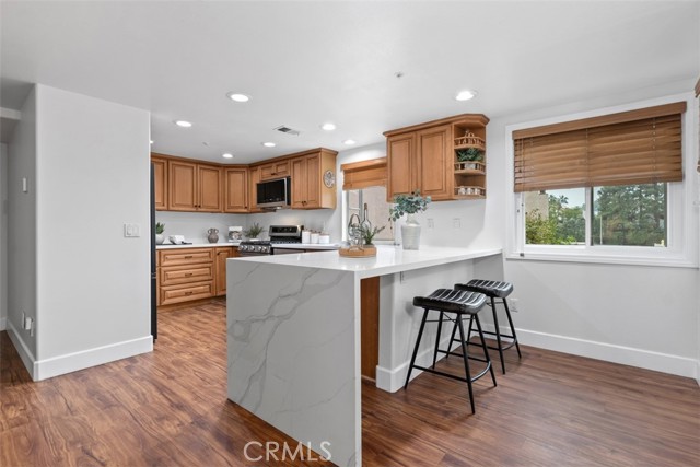 7651 Yorktown Avenue, Huntington Beach CA: https://media.crmls.org/medias/93f916bf-0055-49a5-8e0a-9c23f726f0d4.jpg