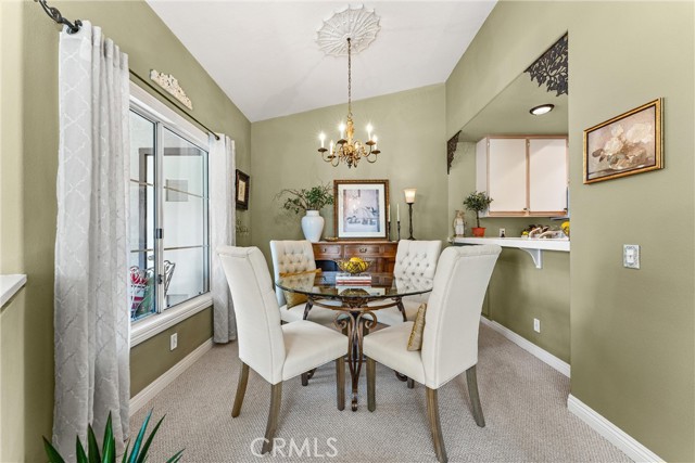 Detail Gallery Image 8 of 29 For 2960 Champion Way #709,  Tustin,  CA 92782 - 2 Beds | 2 Baths