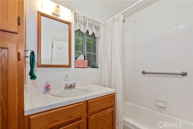 Detail Gallery Image 6 of 17 For 547 Blue Jay Canyon Rd, Blue Jay,  CA 92317 - 3 Beds | 1 Baths