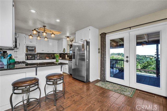 Detail Gallery Image 5 of 50 For 10225 Kelsey Creek Dr, Kelseyville,  CA 95451 - 3 Beds | 3 Baths