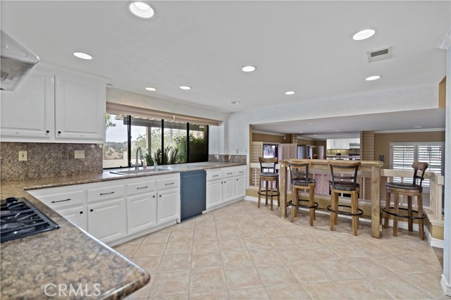 Detail Gallery Image 23 of 48 For 20905 Running Branch Rd, Diamond Bar,  CA 91765 - 6 Beds | 4 Baths