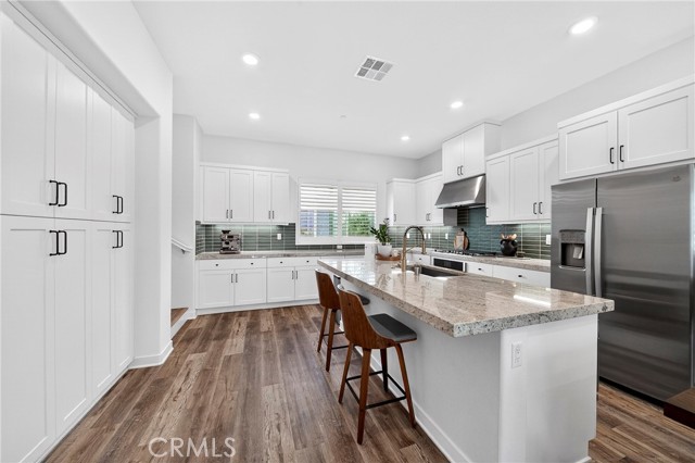 Detail Gallery Image 14 of 34 For 1884 S Westside, Anaheim,  CA 92805 - 4 Beds | 3/1 Baths