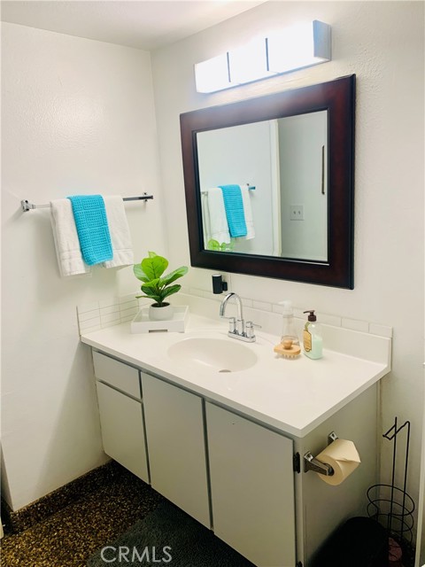 4919 N Millbrook Avenue, Fresno CA: https://media.crmls.org/medias/93fae677-40ca-4460-8d4a-d569c637a002.jpg