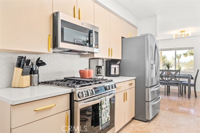 Detail Gallery Image 11 of 74 For 59582 Sunflower Dr, Yucca Valley,  CA 92284 - 4 Beds | 3/1 Baths