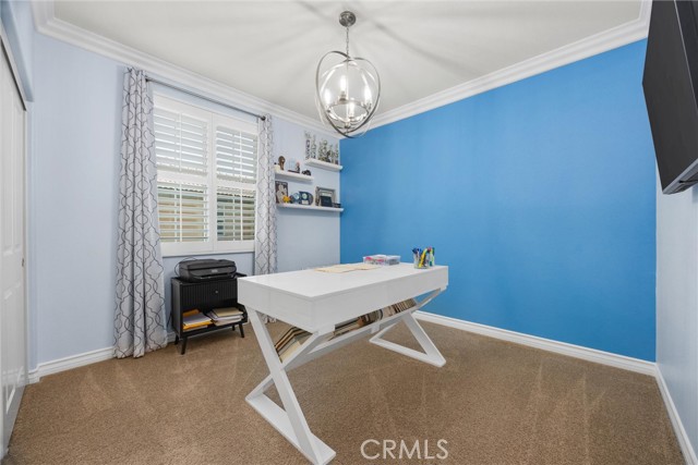 28537 Vista Del Rio Drive, Valencia CA: https://media.crmls.org/medias/93fbf30e-5c6b-476c-ba71-00d250e9491e.jpg