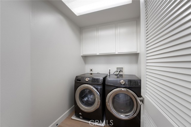23 Belfort, Newport Coast CA: https://media.crmls.org/medias/93fcb181-de72-4b6a-8d2f-a1f6807a54df.jpg