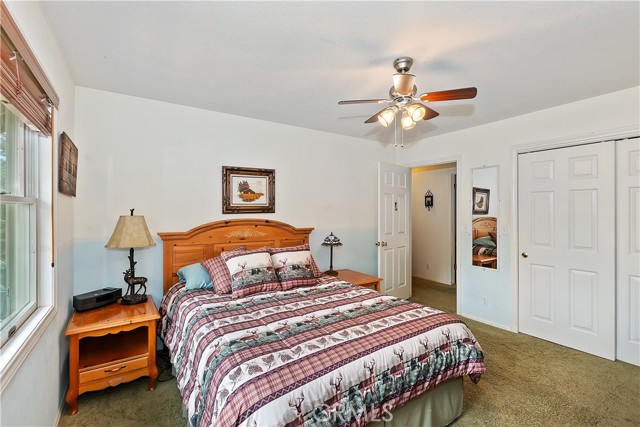 26349 Walnut Hills Drive, Lake Arrowhead CA: https://media.crmls.org/medias/93fd0566-ac50-4818-80b5-1625e03b6c26.jpg