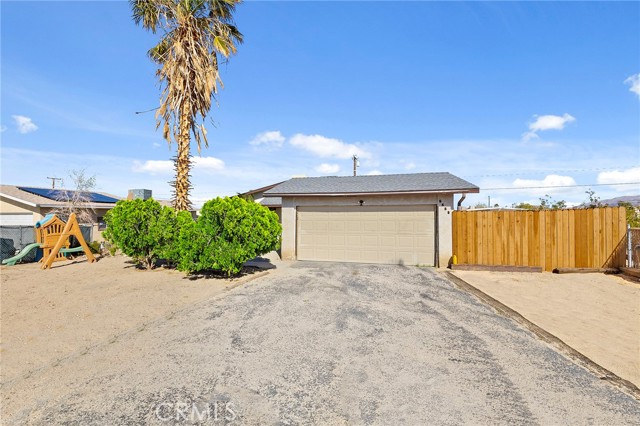 Image 3 for 5585 Chia Ave, 29 Palms, CA 92277