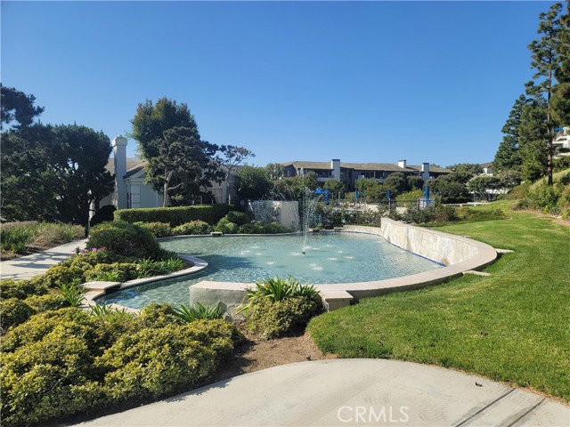 Detail Gallery Image 17 of 21 For 200 Mcneil Ln #210,  Newport Beach,  CA 92663 - 2 Beds | 2 Baths